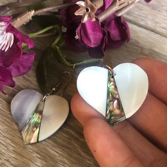 handmade Jewelry - Gorgeous heart abalone earrings